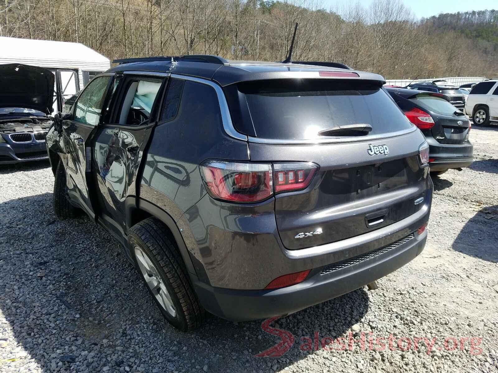 3C4NJDBB0JT115498 2018 JEEP COMPASS