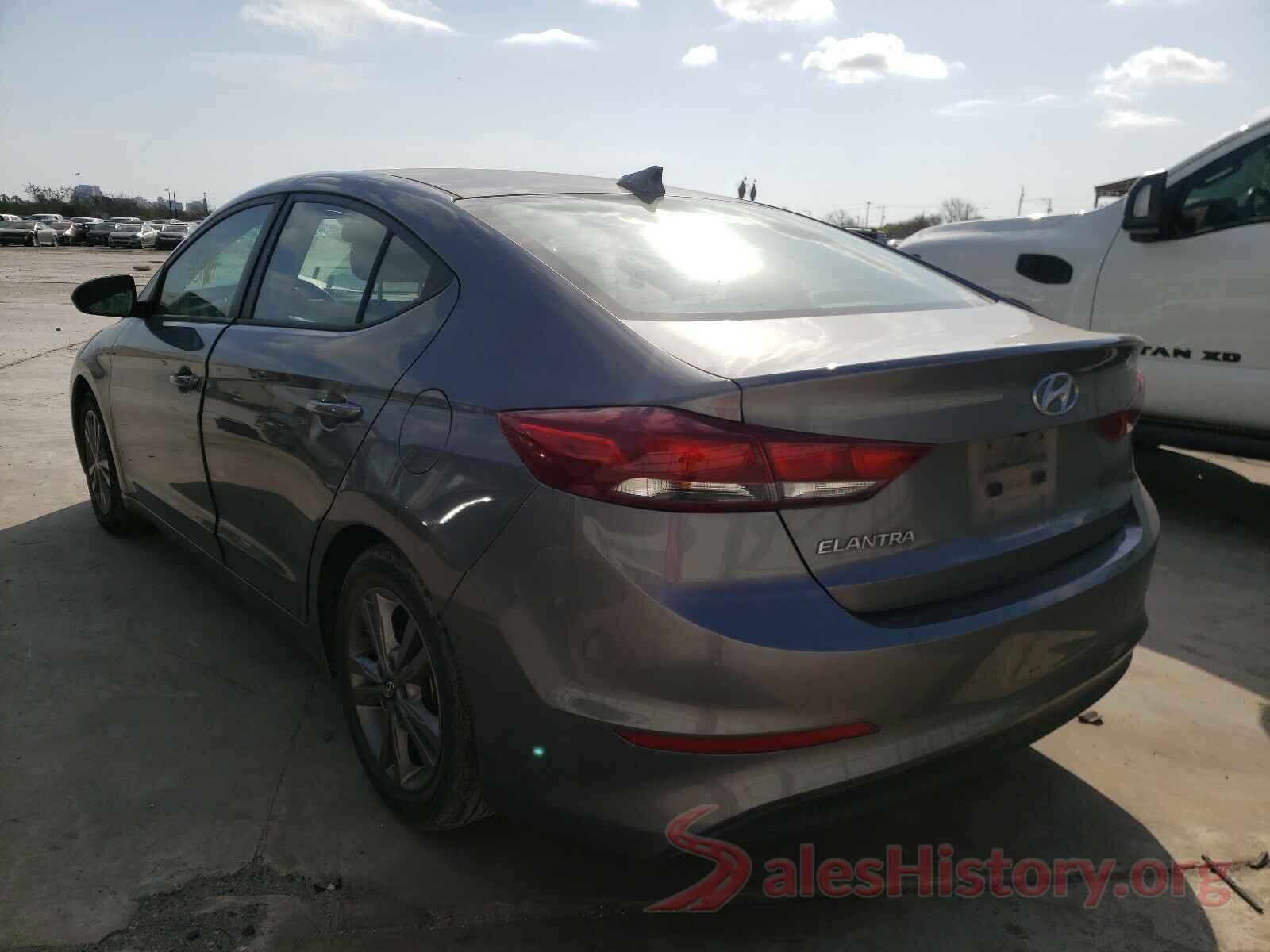 5NPD84LF5JH258777 2018 HYUNDAI ELANTRA