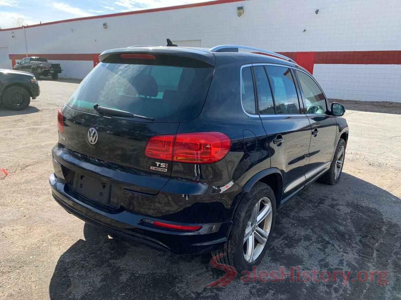 WVGUV7AX0HK013267 2017 VOLKSWAGEN TIGUAN