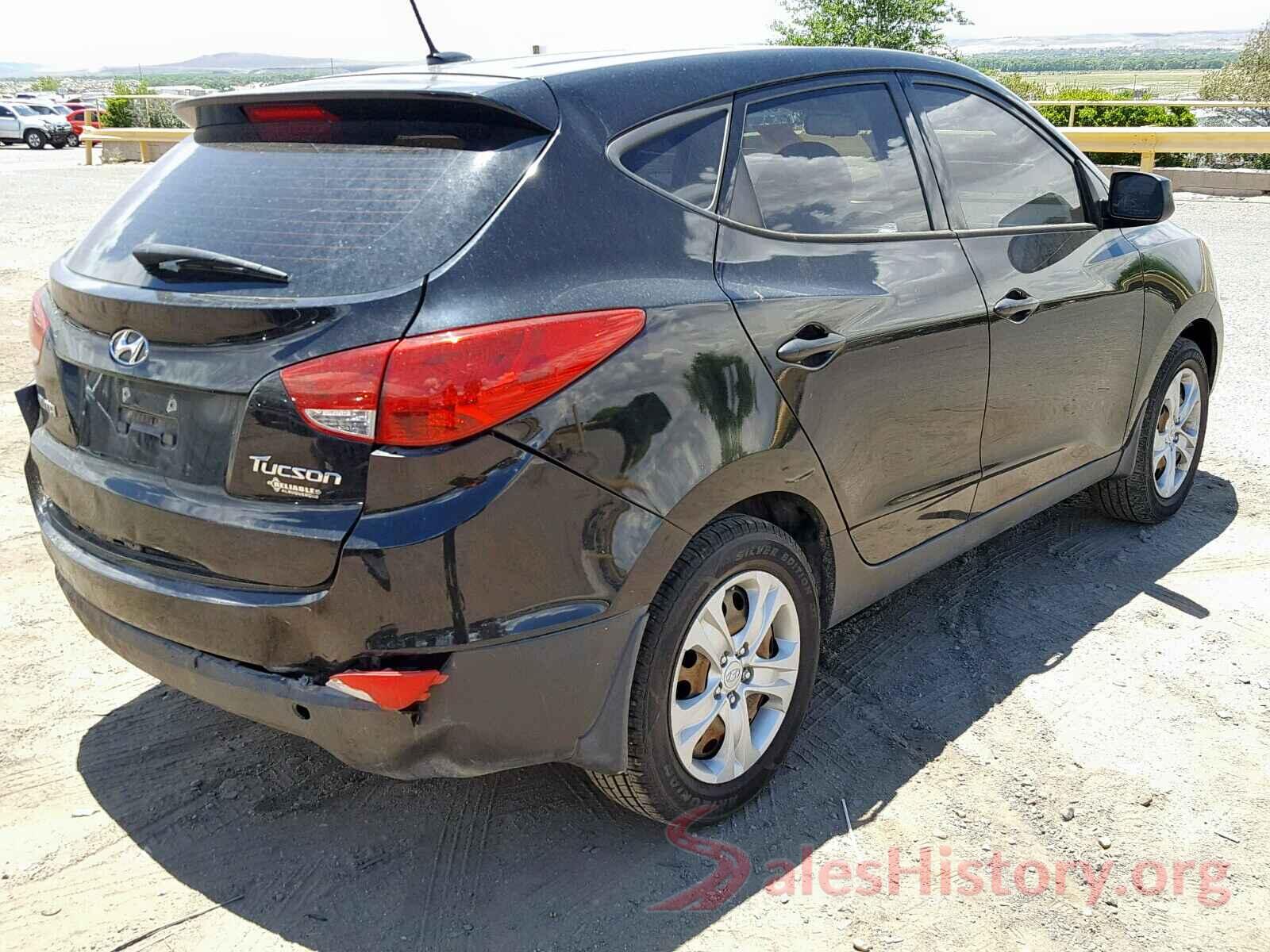 KM8JT3ABXBU145261 2011 HYUNDAI TUCSON GL