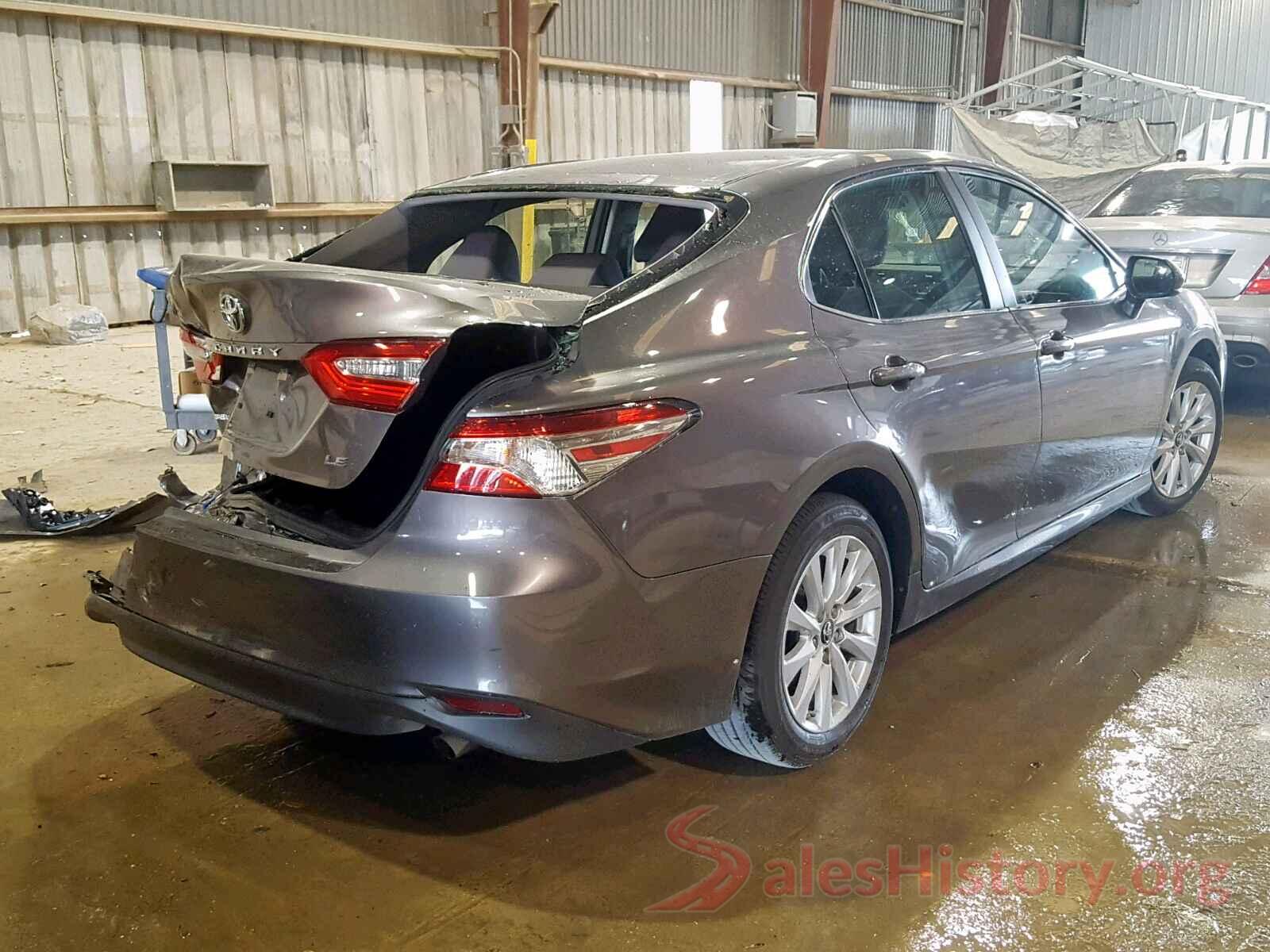 4T1B11HK1JU618774 2018 TOYOTA CAMRY