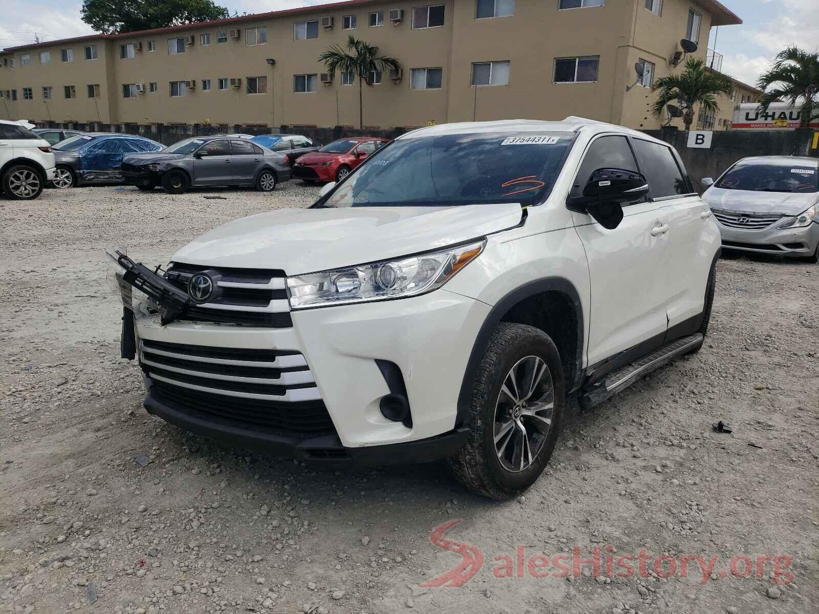 5TDZARFH4KS046503 2019 TOYOTA HIGHLANDER