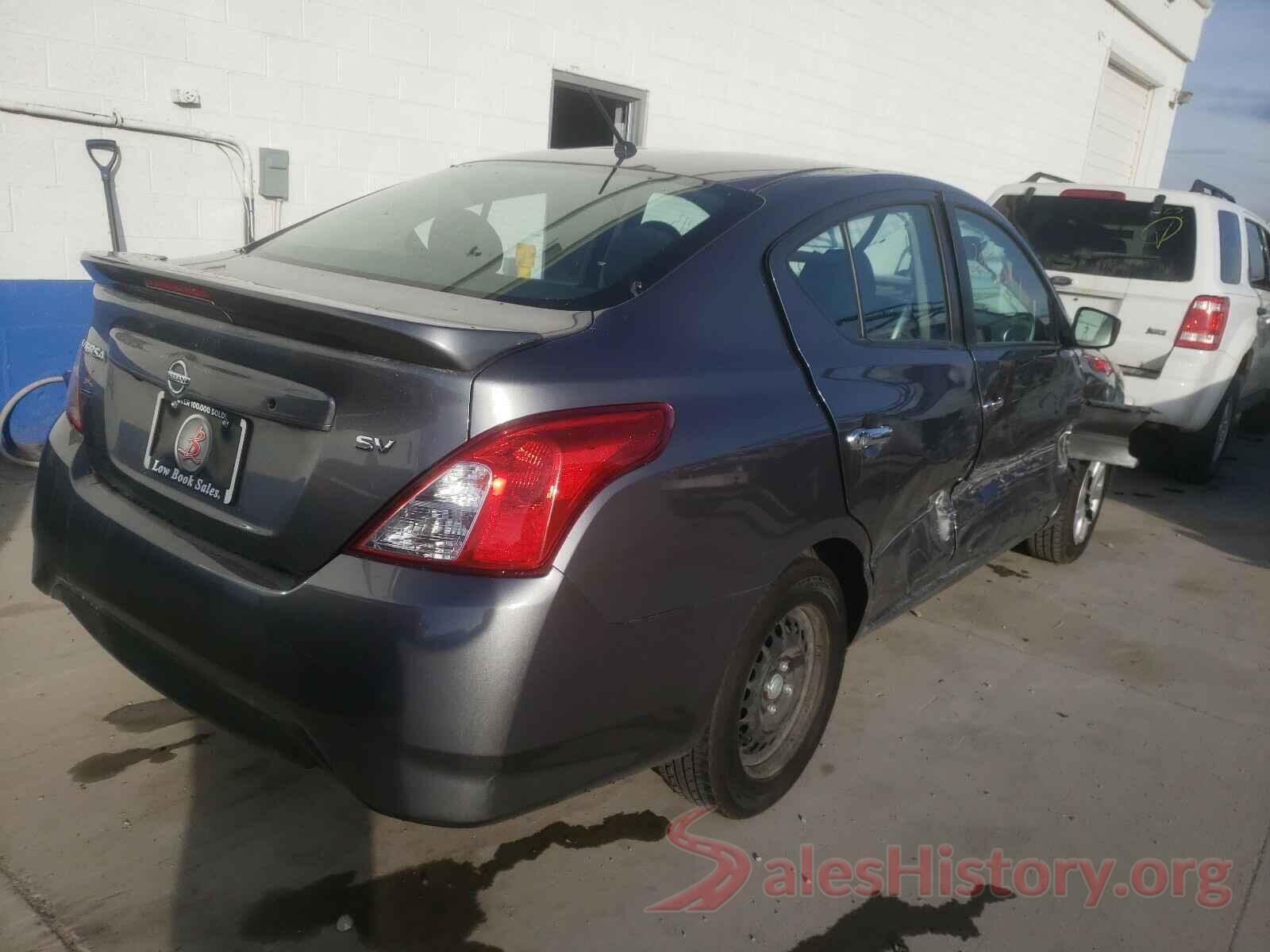 3N1CN7AP2KL805929 2019 NISSAN VERSA