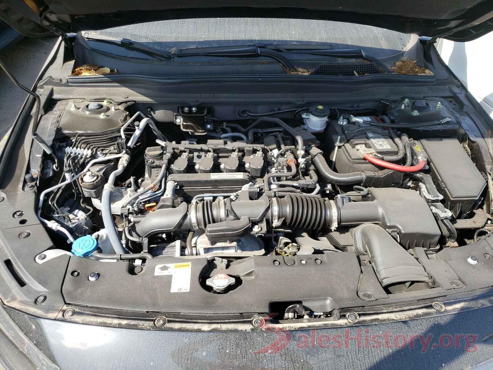 1HGCV1F32KA170963 2019 HONDA ACCORD