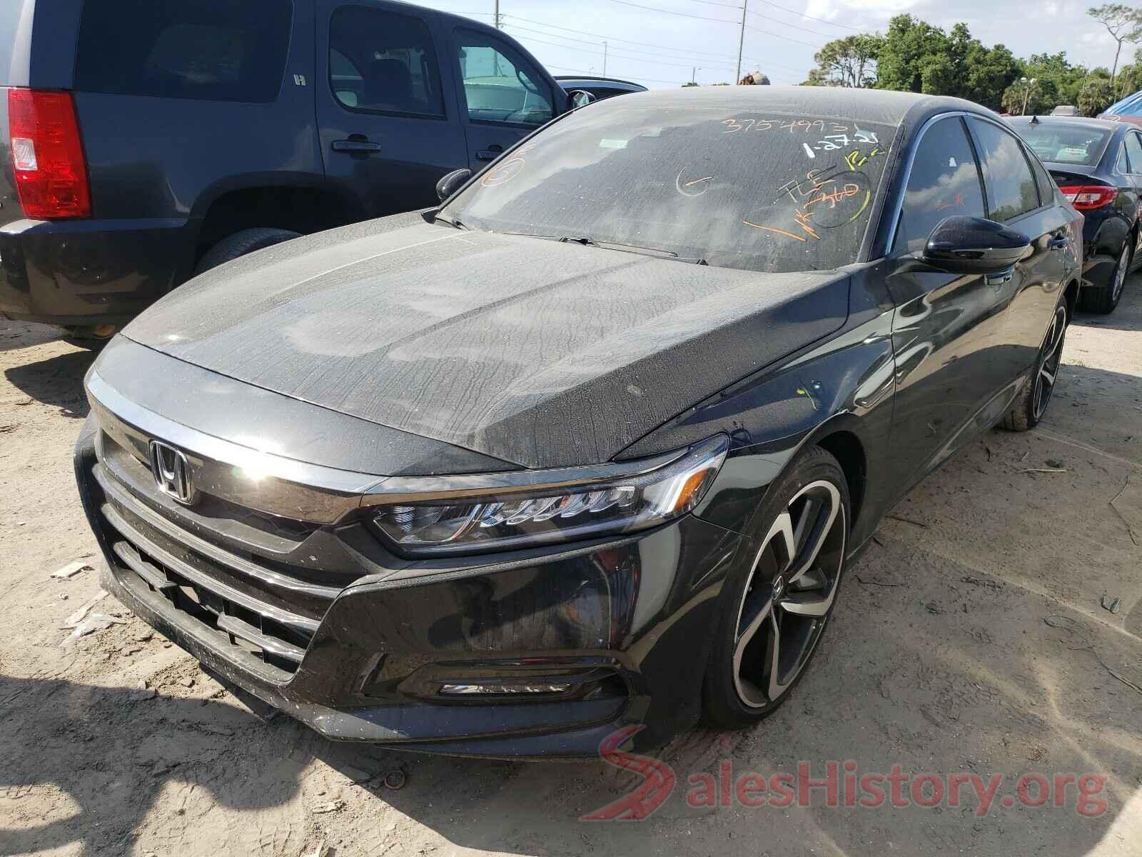 1HGCV1F32KA170963 2019 HONDA ACCORD