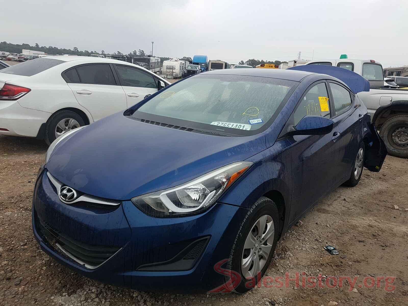 5NPDH4AE3GH677004 2016 HYUNDAI ELANTRA