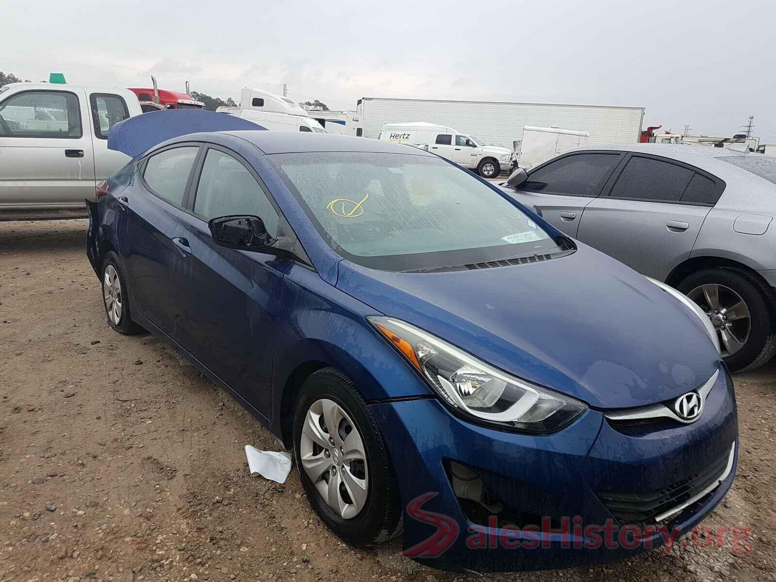 5NPDH4AE3GH677004 2016 HYUNDAI ELANTRA