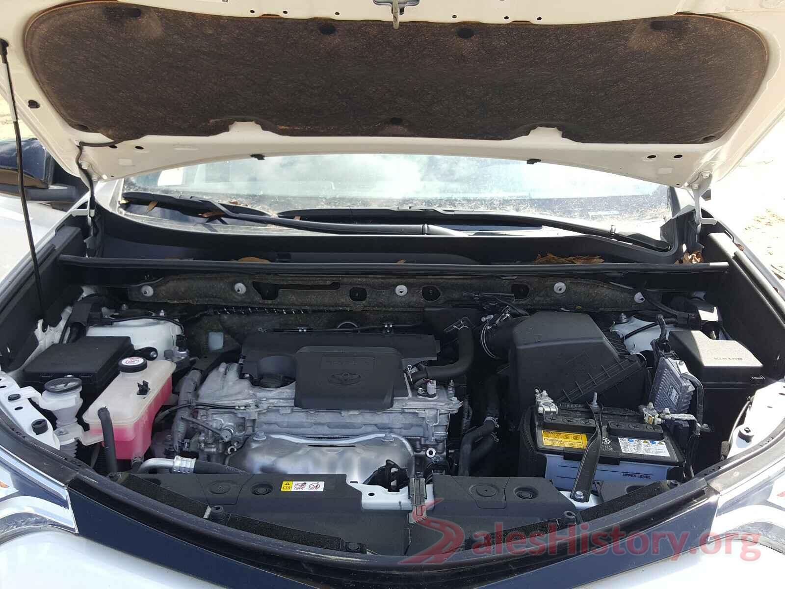 JTMNFREV5JJ188636 2018 TOYOTA RAV4