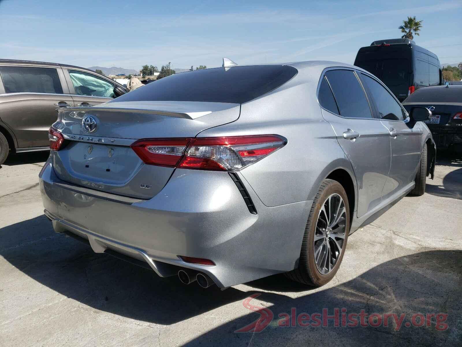 4T1B11HK8KU812137 2019 TOYOTA CAMRY