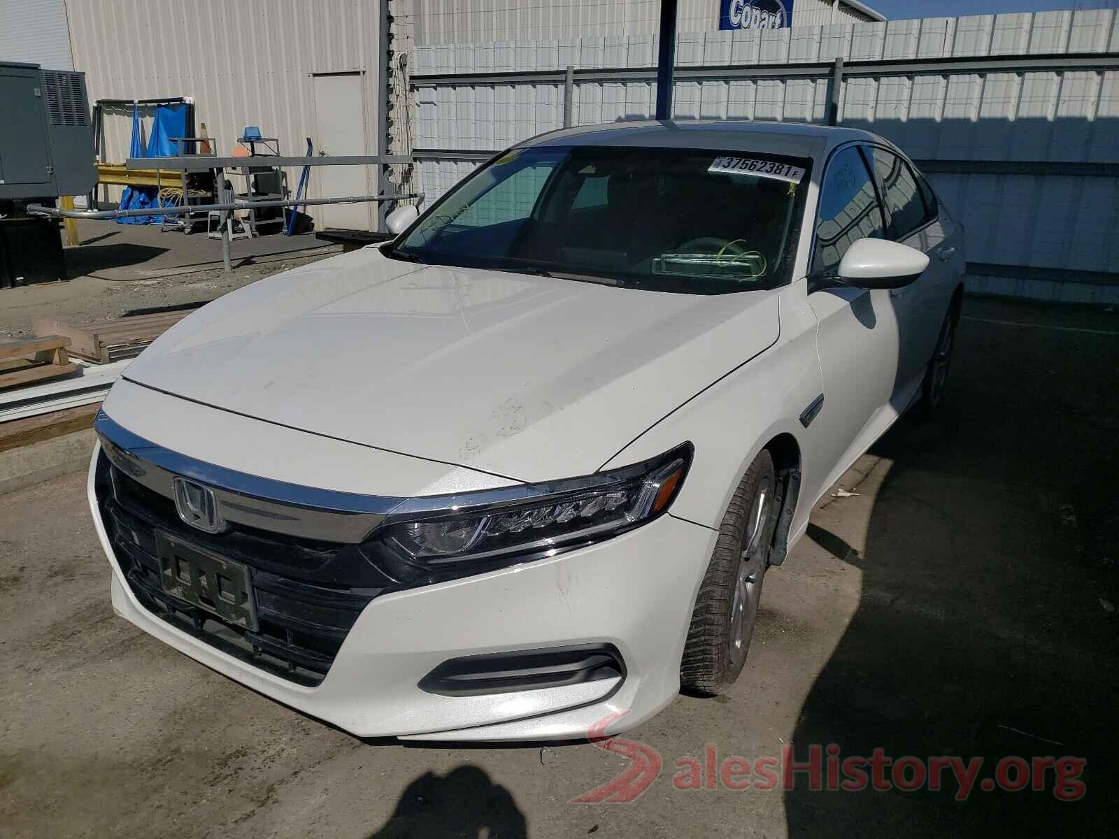 1HGCV1F18JA157390 2018 HONDA ACCORD