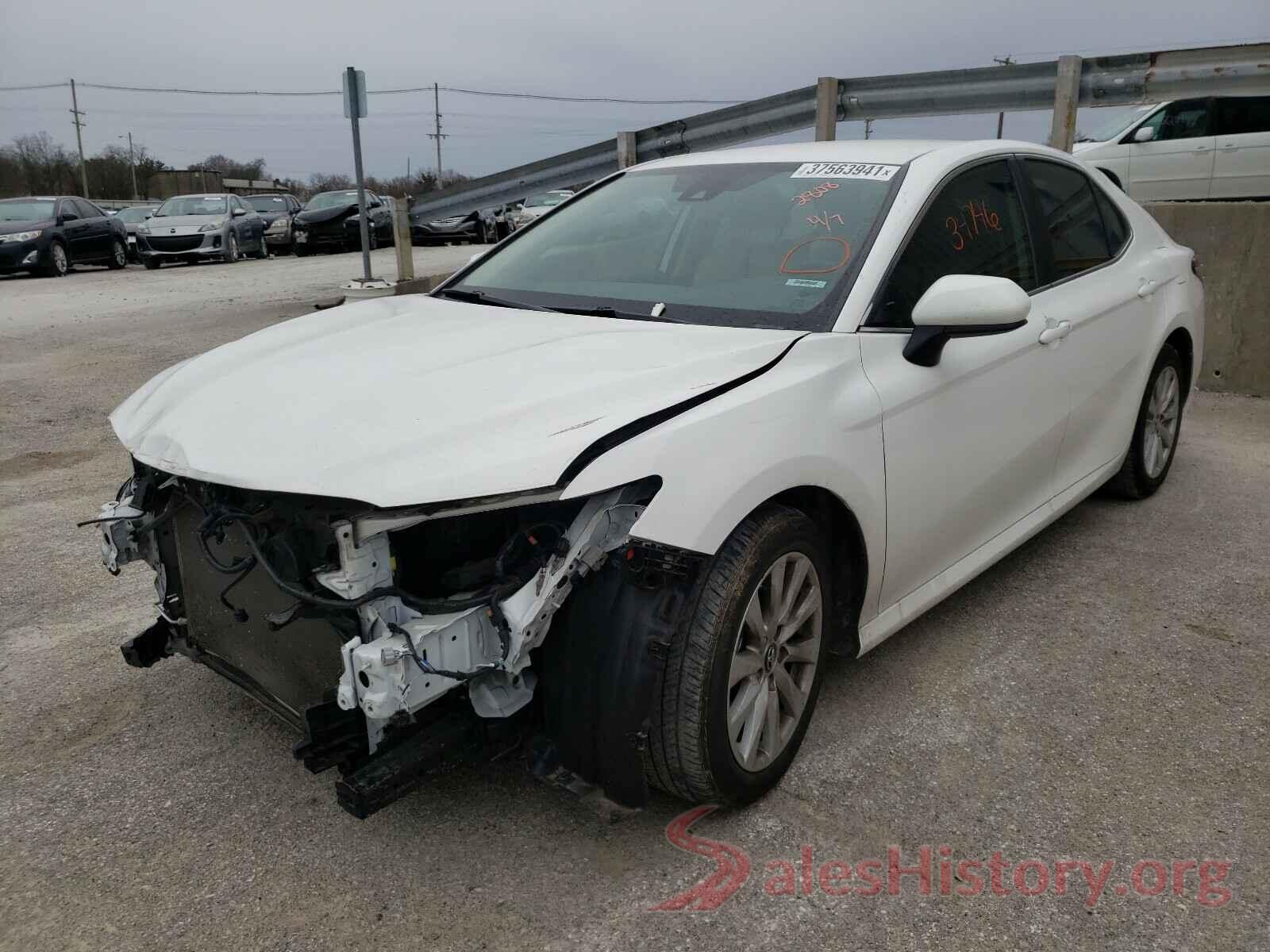 4T1B11HK2KU682808 2019 TOYOTA CAMRY