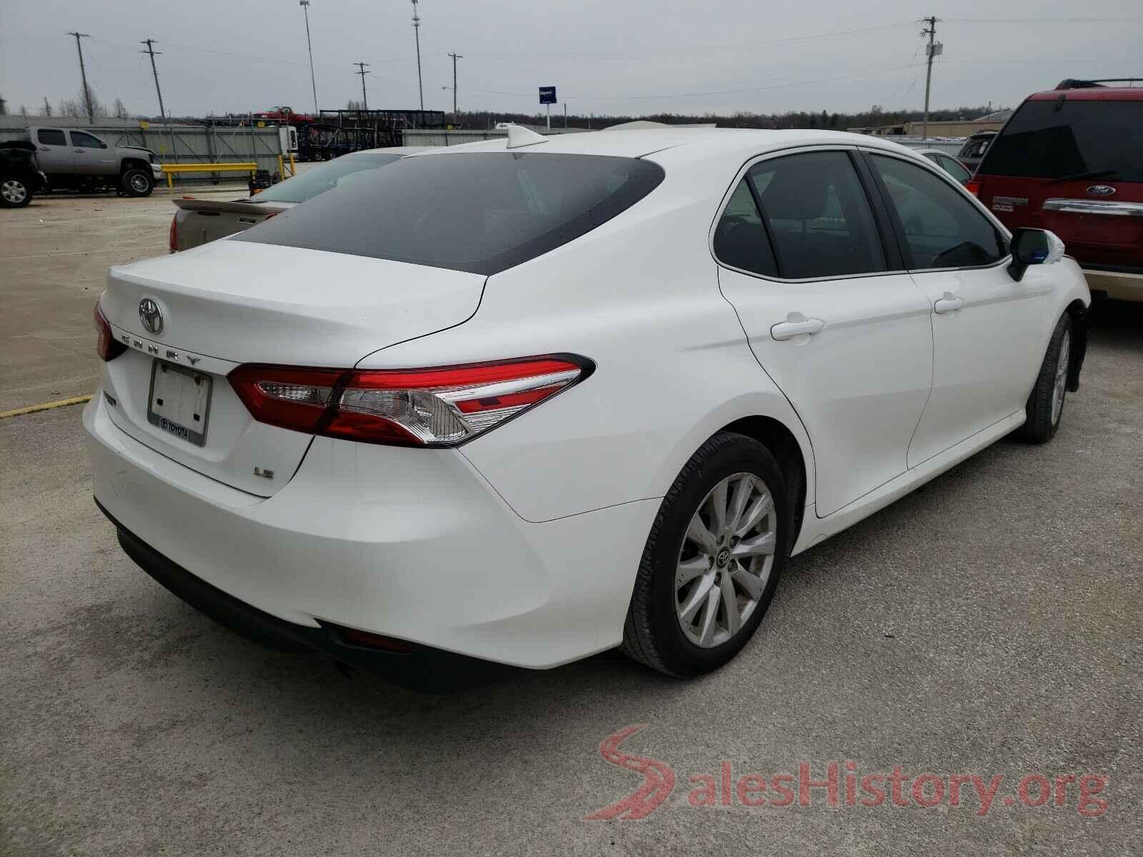 4T1B11HK2KU682808 2019 TOYOTA CAMRY