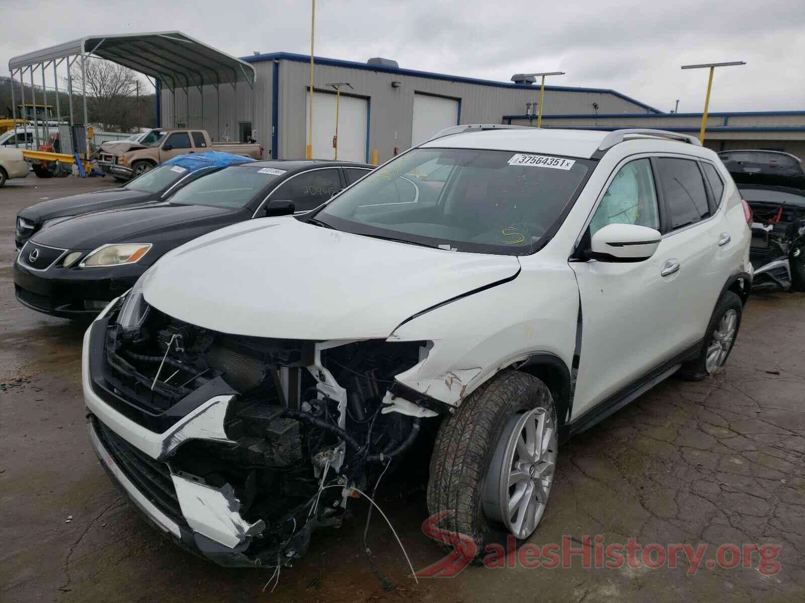 KNMAT2MT0JP591452 2018 NISSAN ROGUE