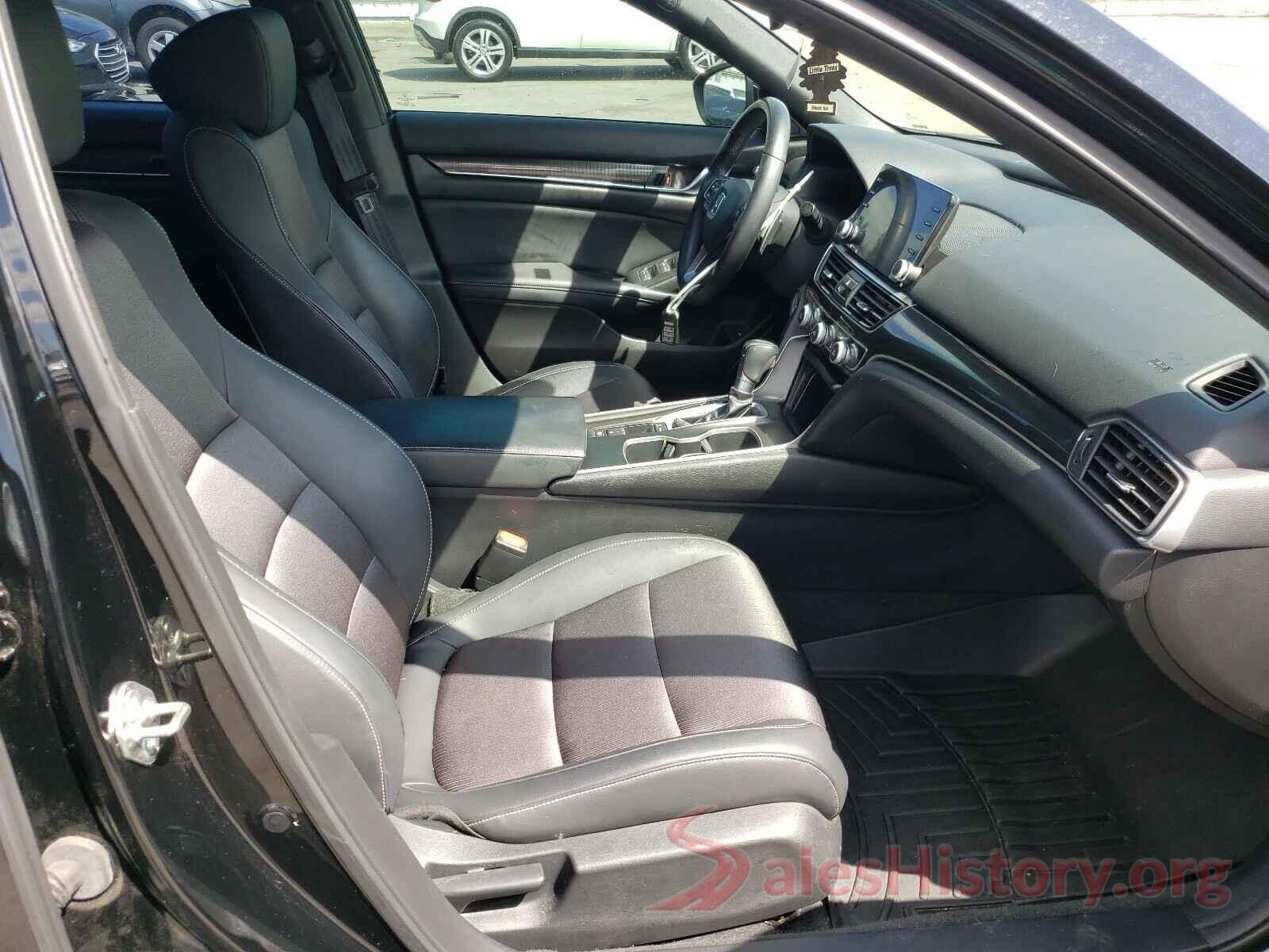 1HGCV1F34JA204125 2018 HONDA ACCORD