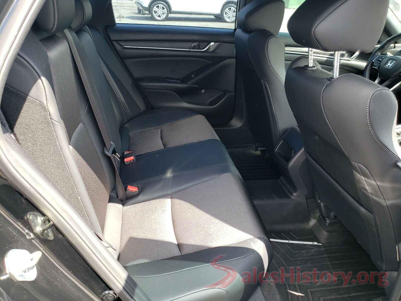 1HGCV1F34JA204125 2018 HONDA ACCORD