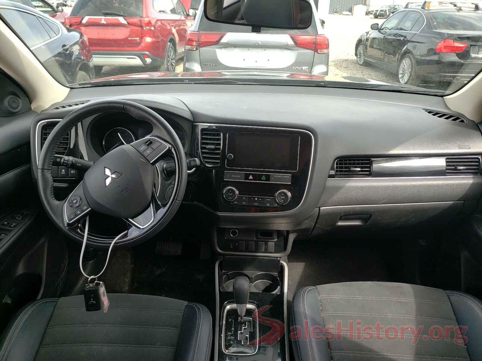 JA4AD3A33KZ035711 2019 MITSUBISHI OUTLANDER