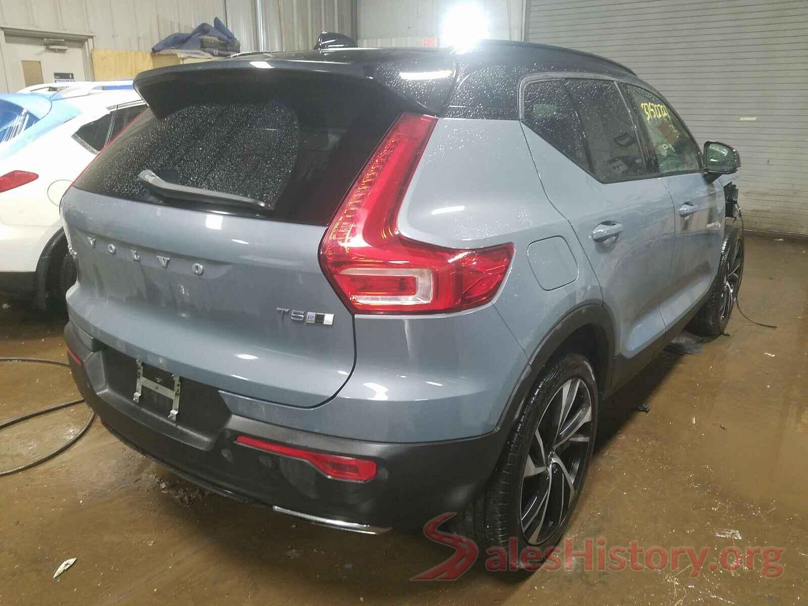 YV4162UM5L2270035 2020 VOLVO XC40