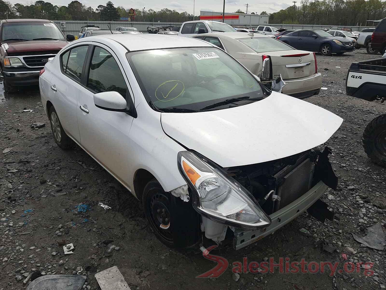 3N1CN7AP8JL881900 2018 NISSAN VERSA