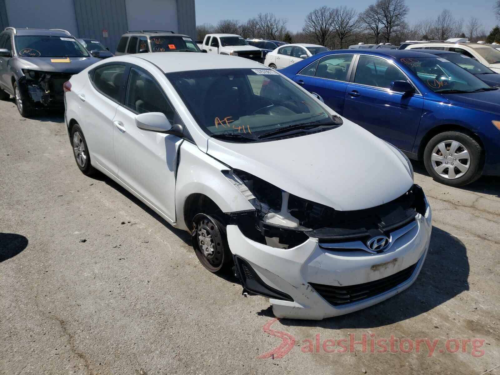 5NPDH4AE4GH718563 2016 HYUNDAI ELANTRA