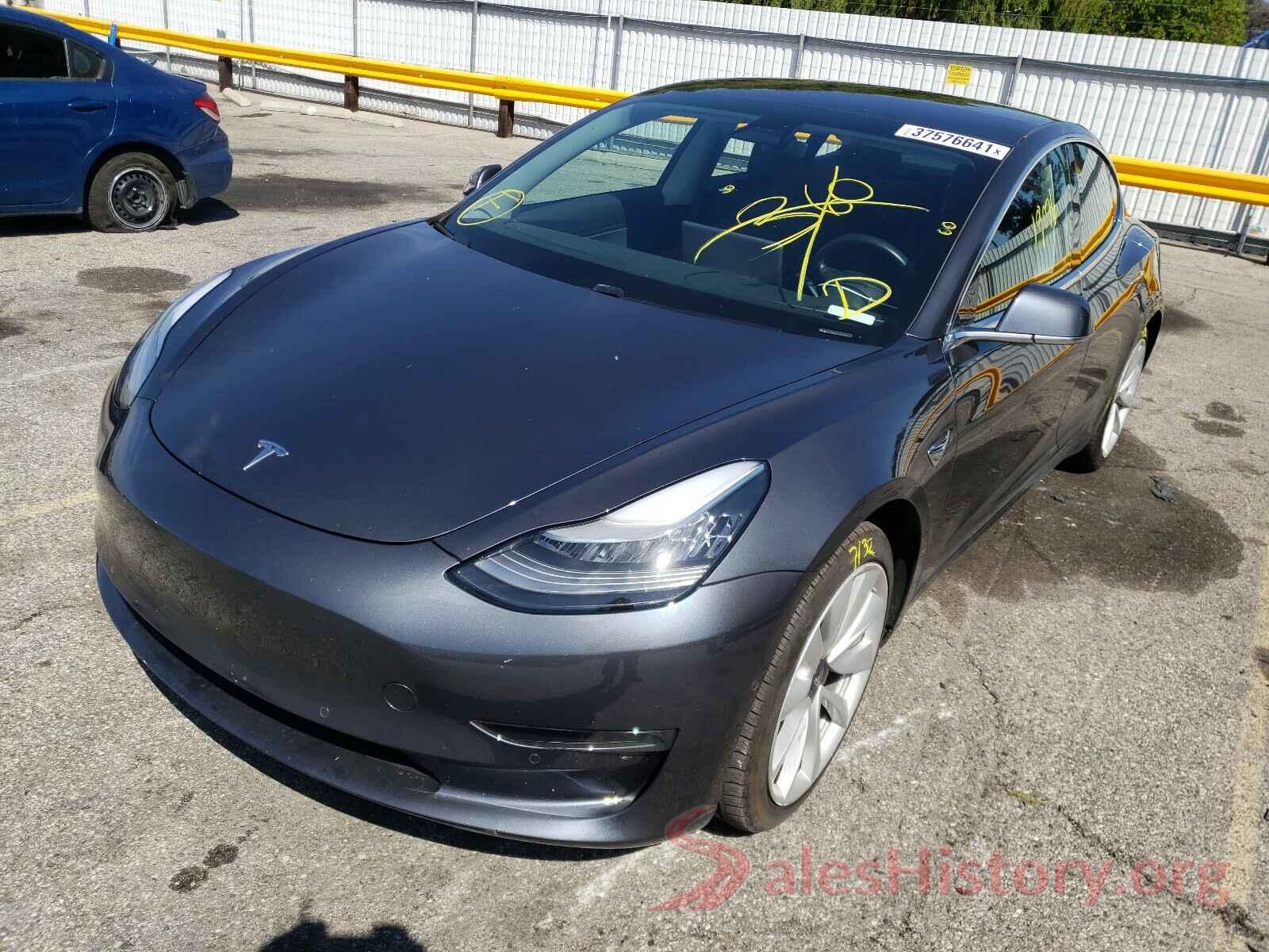 5YJ3E1EA0JF059574 2018 TESLA MODEL 3