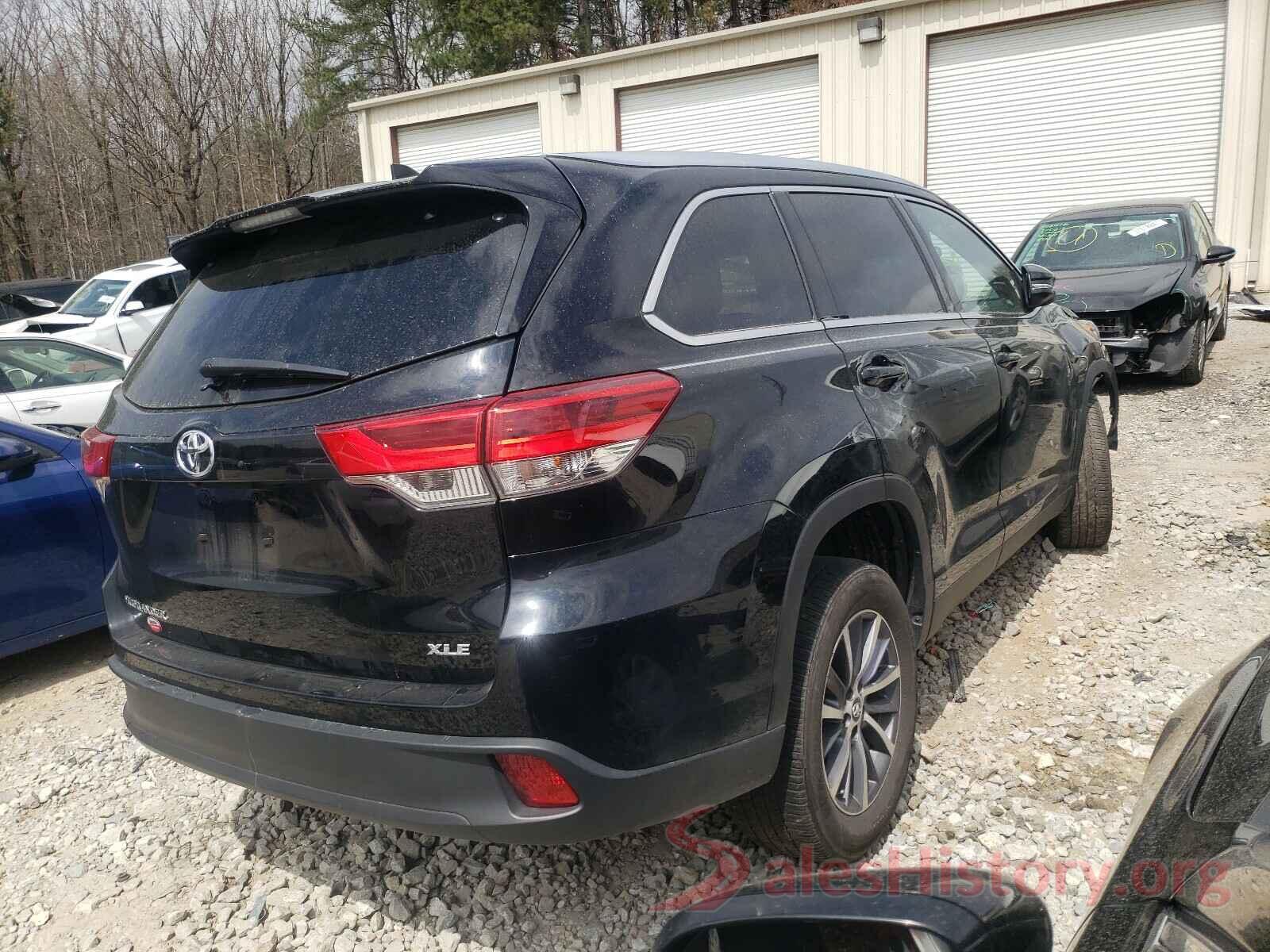 5TDKZRFH0KS568815 2019 TOYOTA HIGHLANDER