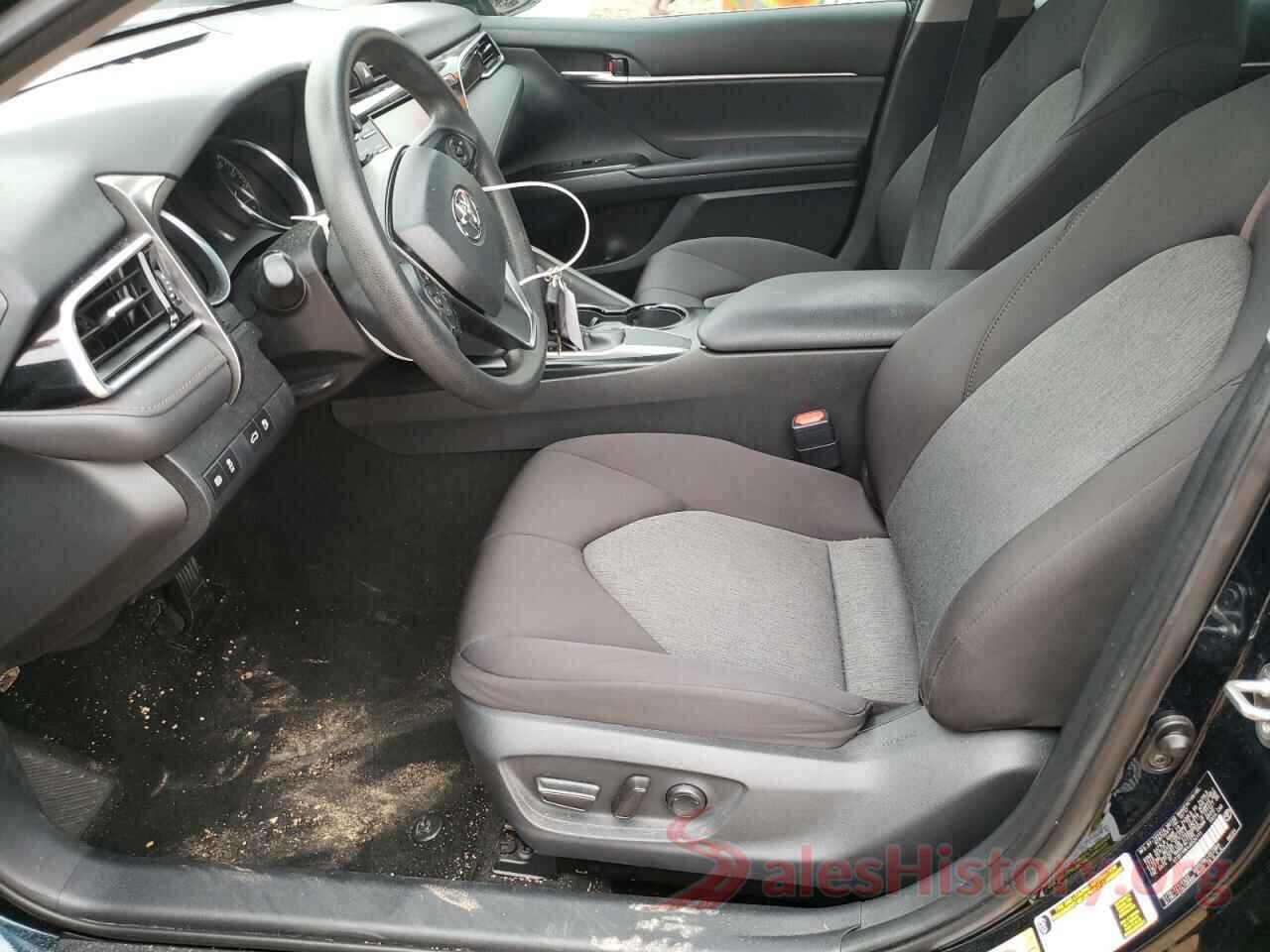 4T1B11HK4JU534111 2018 TOYOTA CAMRY