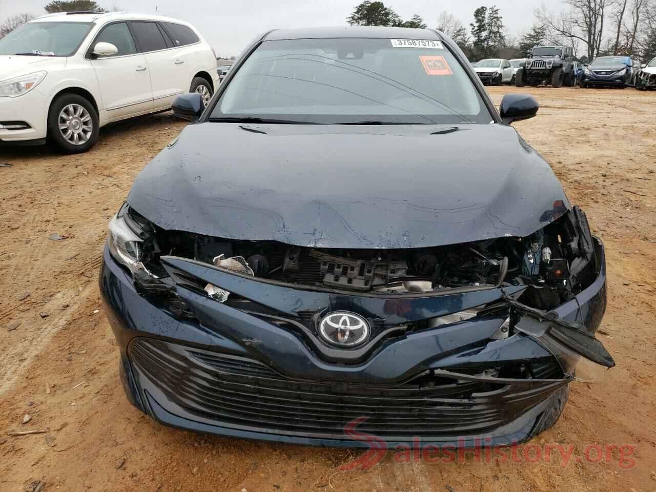 4T1B11HK4JU534111 2018 TOYOTA CAMRY