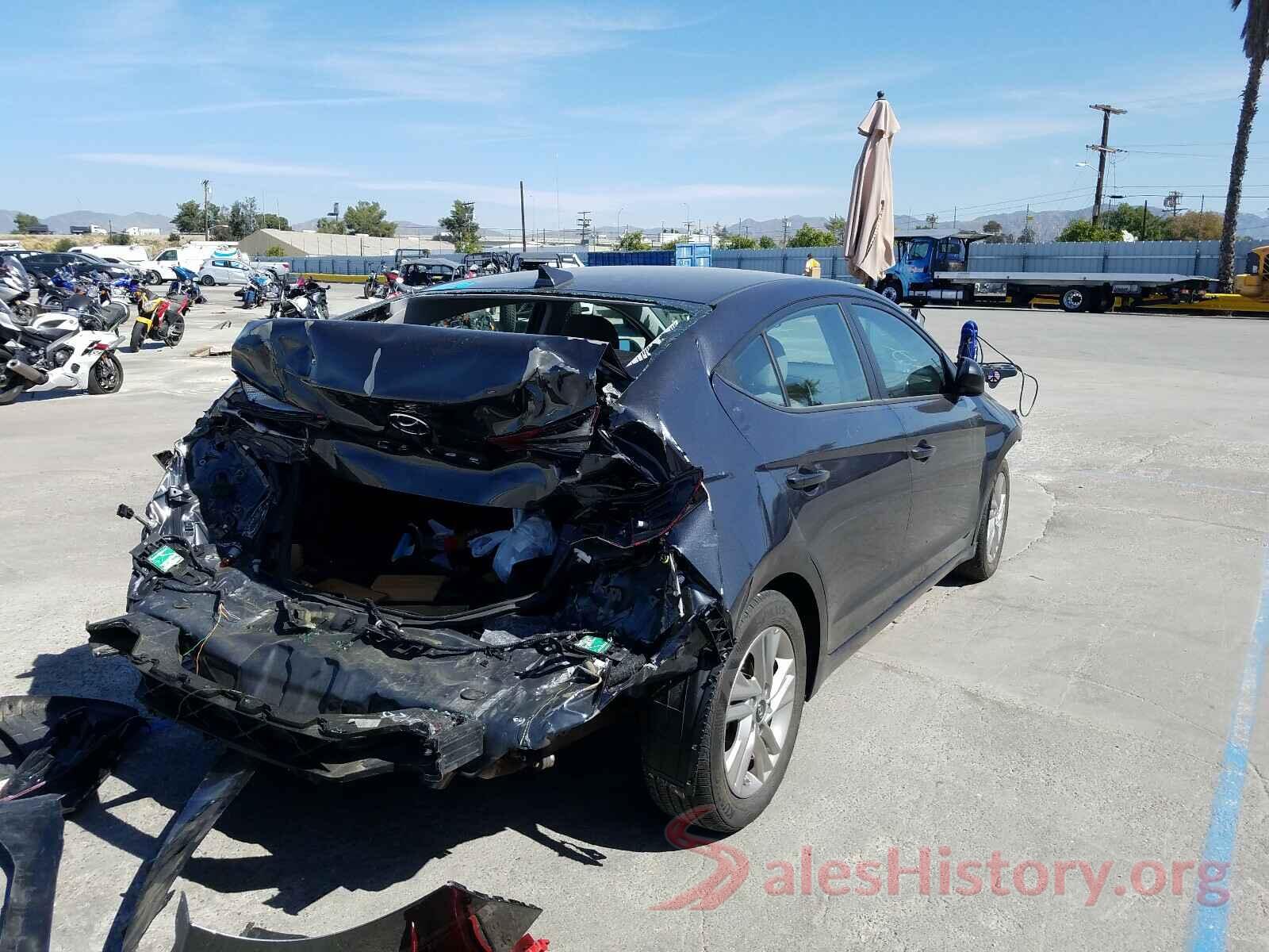 5NPD84LF0LH560402 2020 HYUNDAI ELANTRA