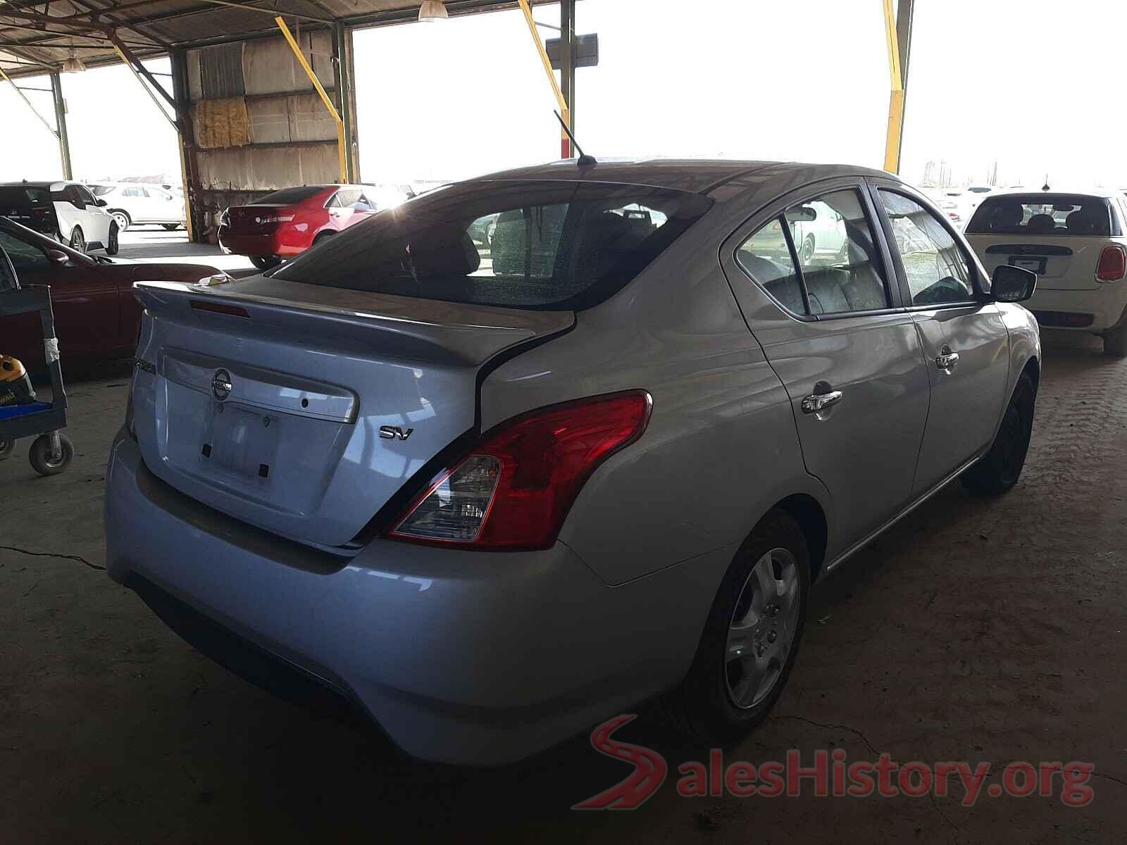 3N1CN7AP2JL809445 2018 NISSAN VERSA