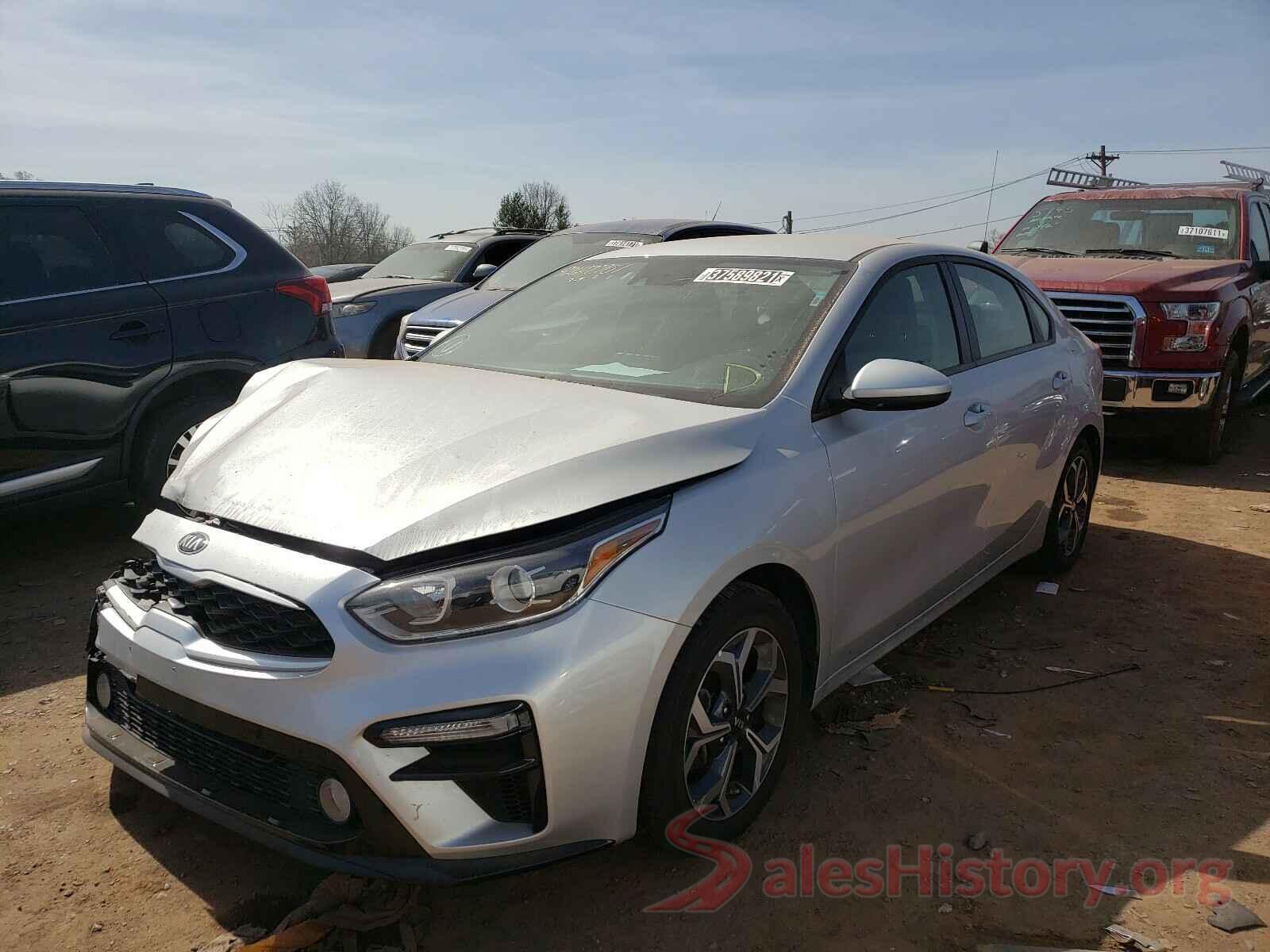 3KPF24AD0KE105824 2019 KIA FORTE