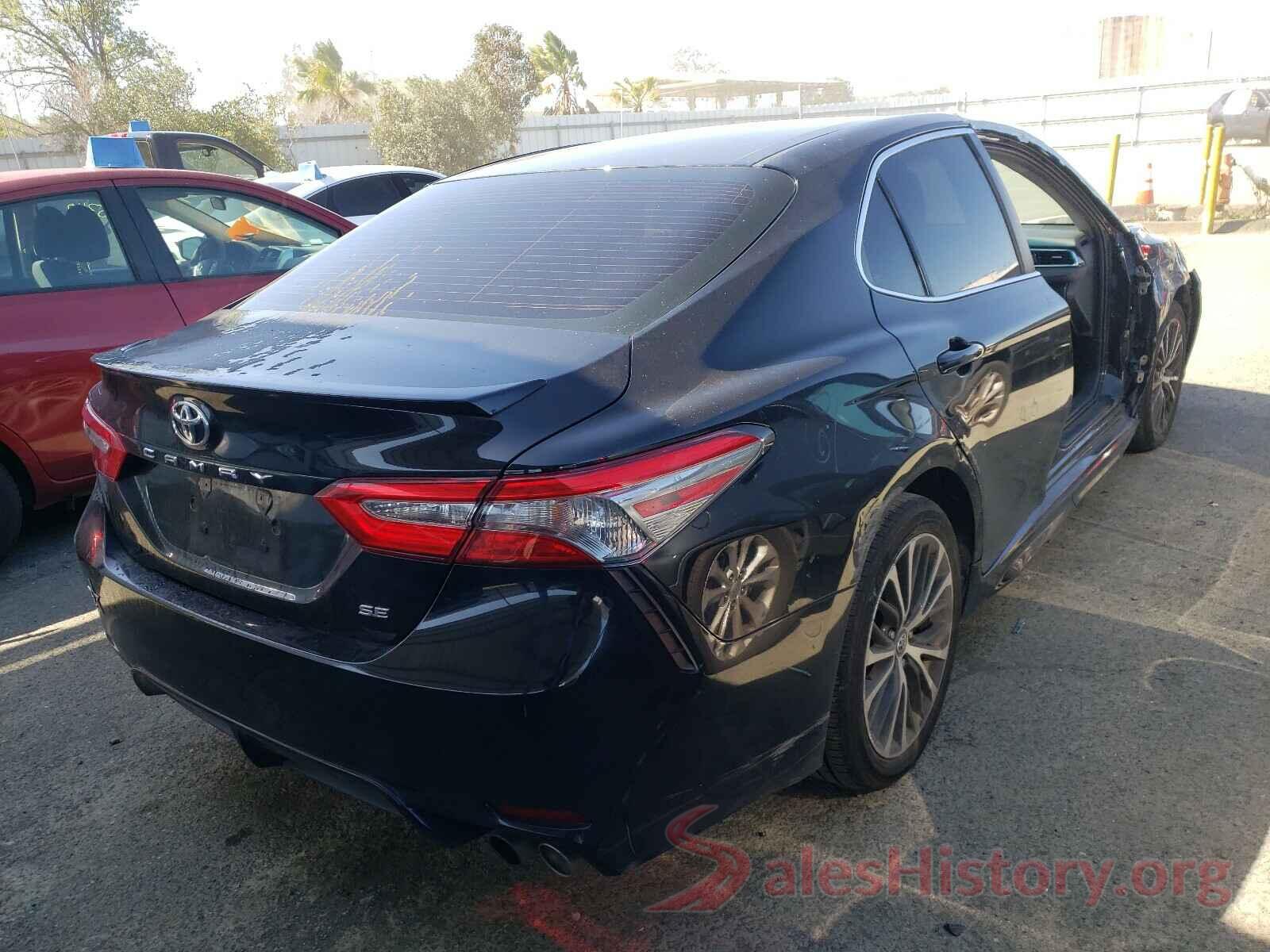 4T1B11HK7JU095289 2018 TOYOTA CAMRY