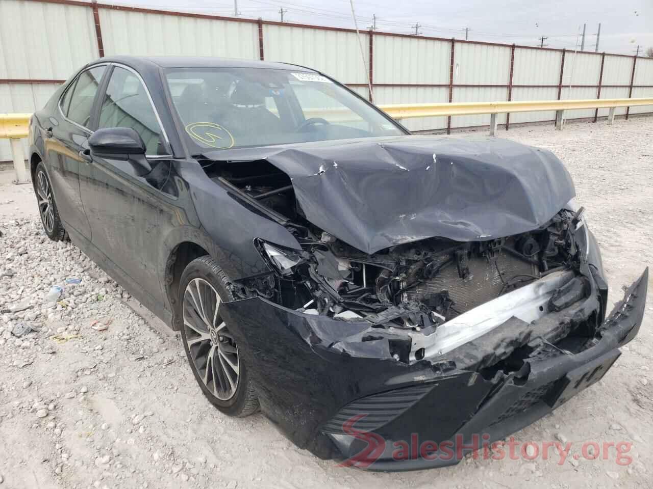 4T1G11AK0LU930975 2020 TOYOTA CAMRY