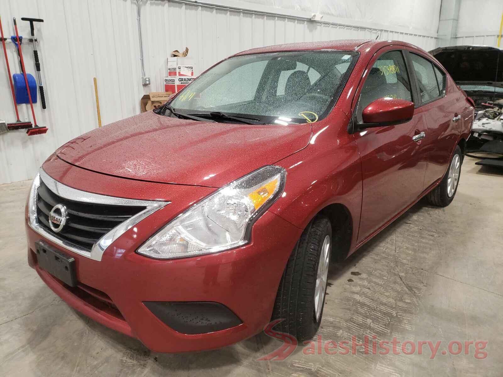 3N1CN7AP8JL807411 2018 NISSAN VERSA