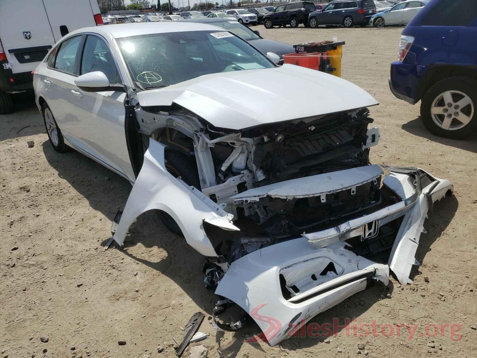 1HGCV1F12KA067590 2019 HONDA ACCORD