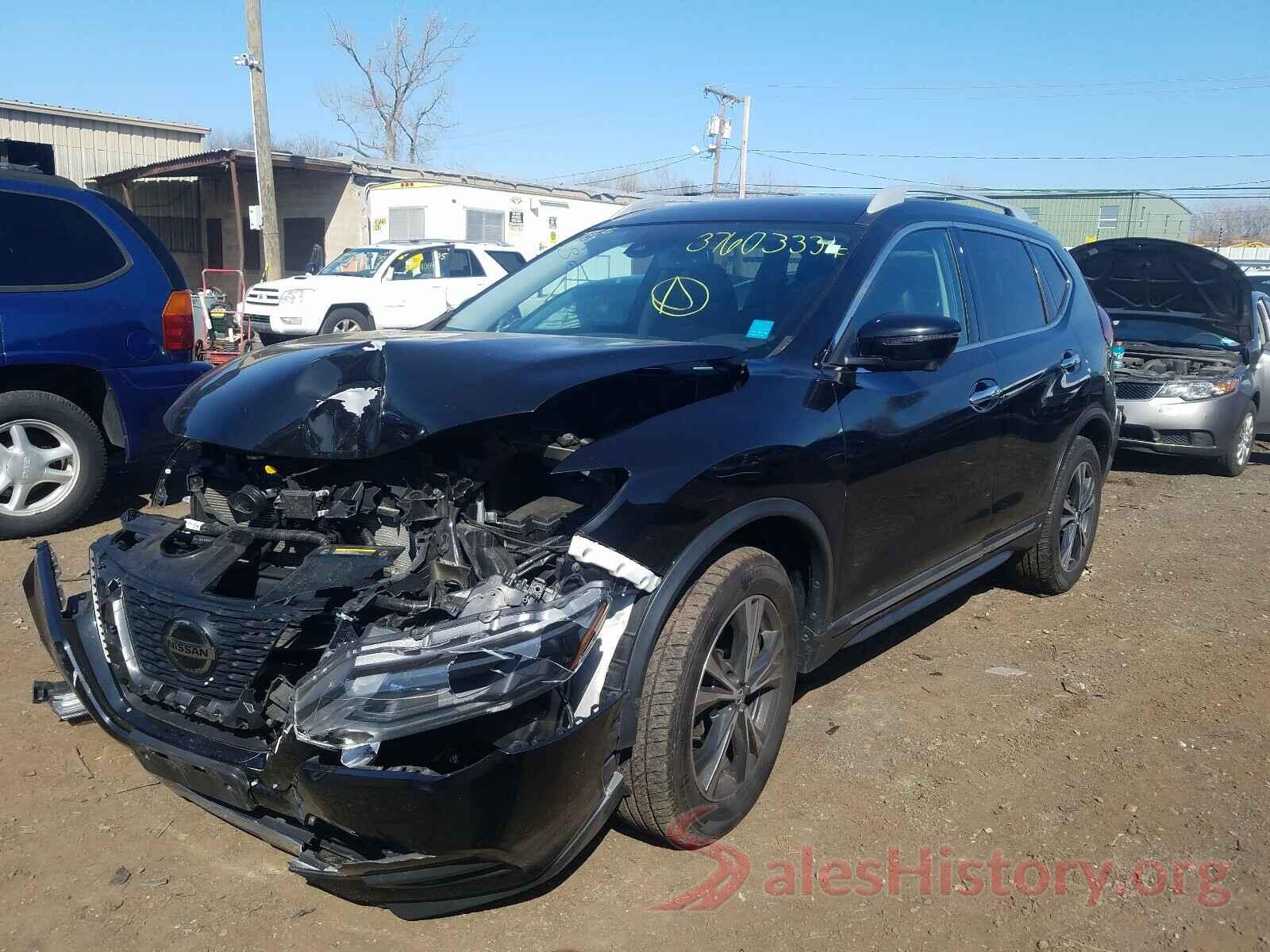 5N1AT2MV2JC782472 2018 NISSAN ROGUE