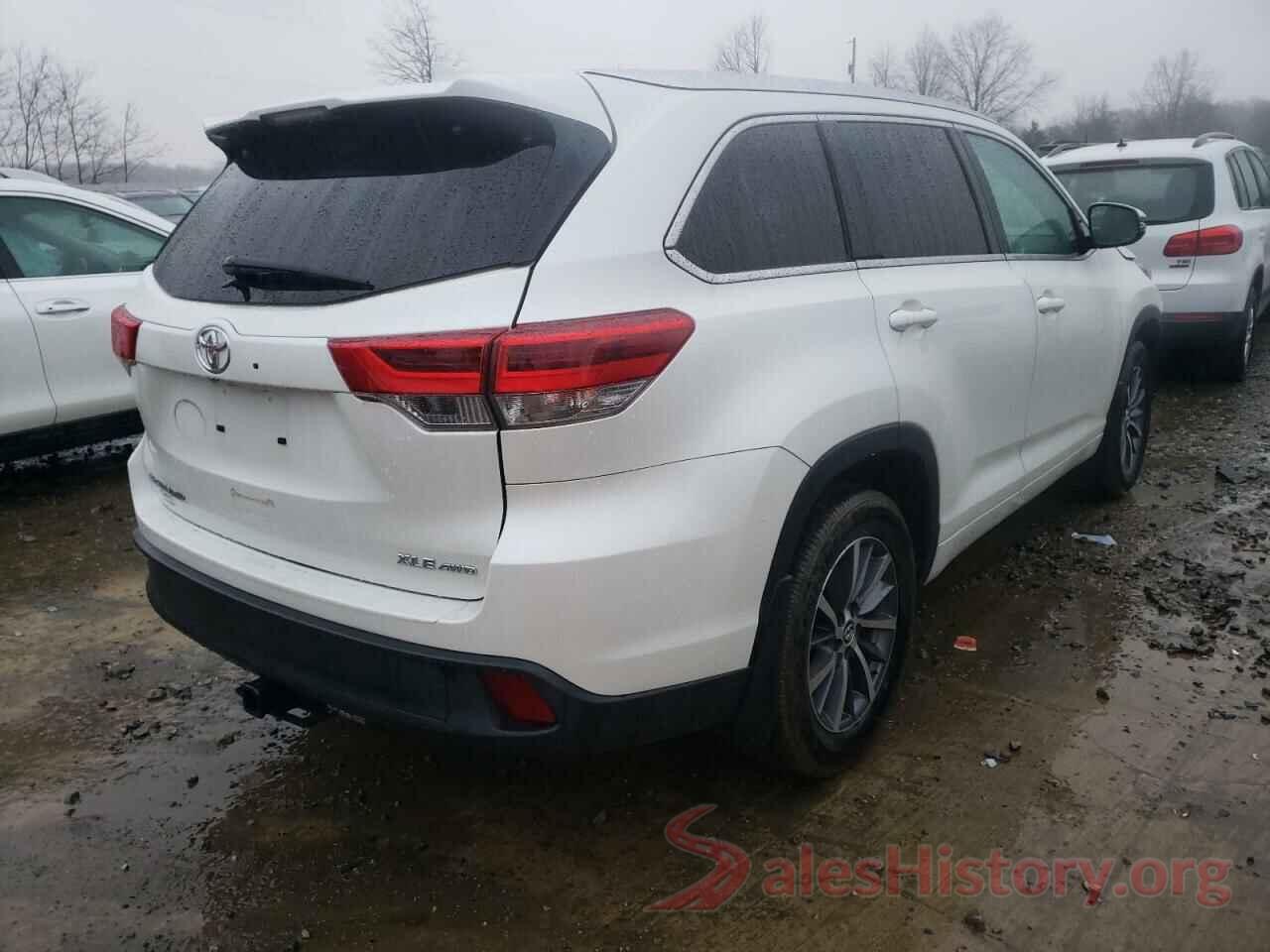 5TDJZRFH2JS546096 2018 TOYOTA HIGHLANDER