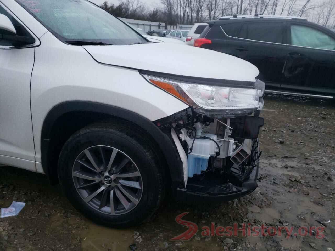 5TDJZRFH2JS546096 2018 TOYOTA HIGHLANDER