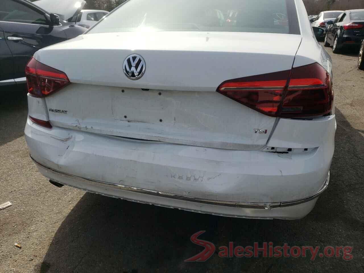 1VWAA7A38JC034462 2018 VOLKSWAGEN PASSAT