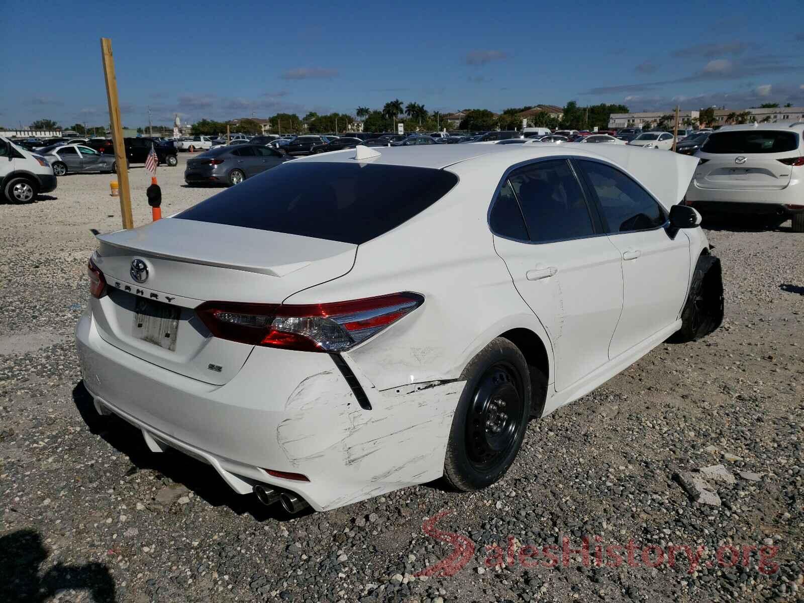 4T1G11AK7LU877952 2020 TOYOTA CAMRY