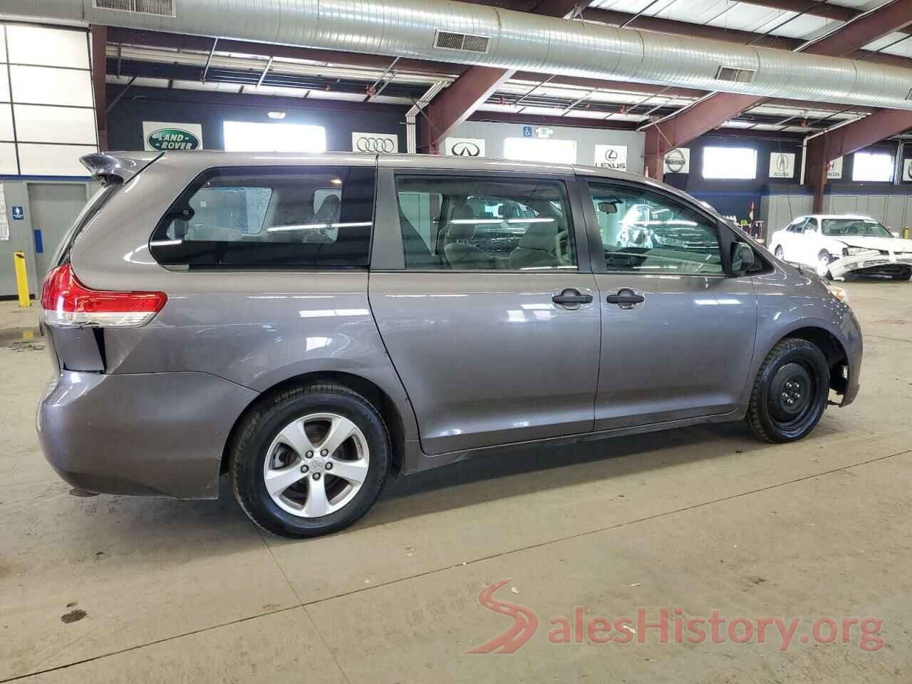 5TDZK3DC1DS327923 2013 TOYOTA SIENNA