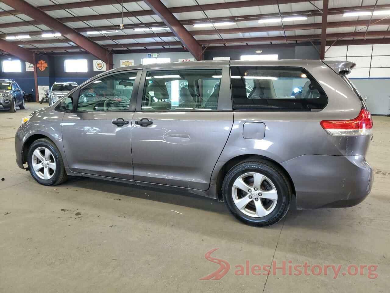 5TDZK3DC1DS327923 2013 TOYOTA SIENNA