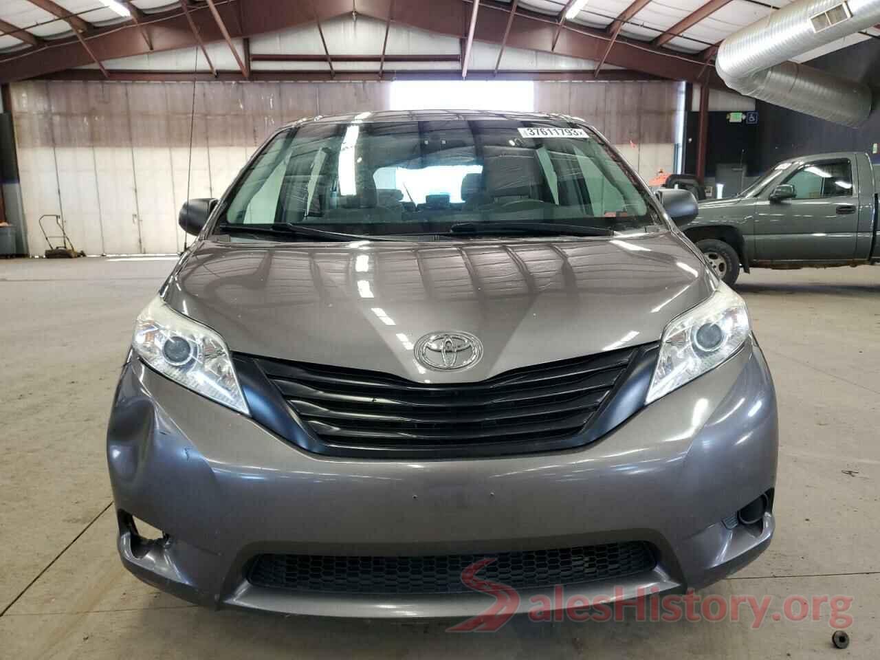 5TDZK3DC1DS327923 2013 TOYOTA SIENNA