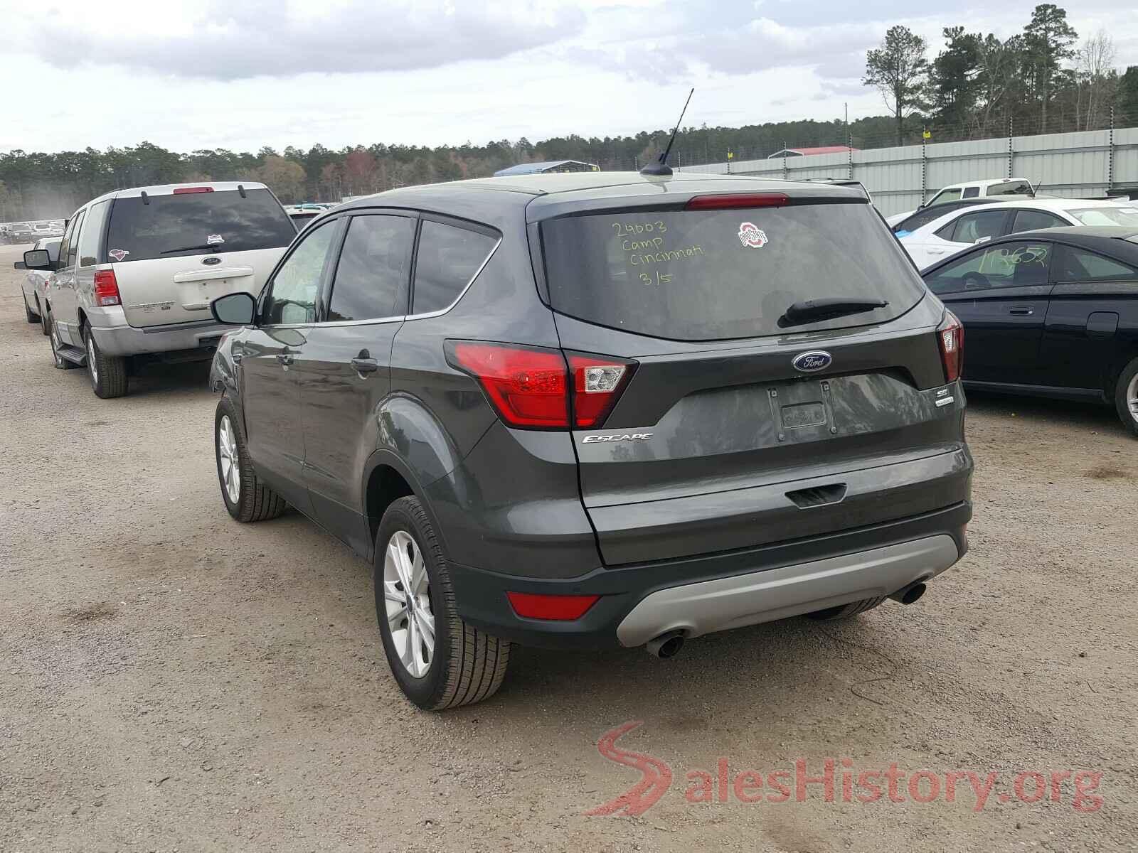 1FMCU0GD4KUB38674 2019 FORD ESCAPE