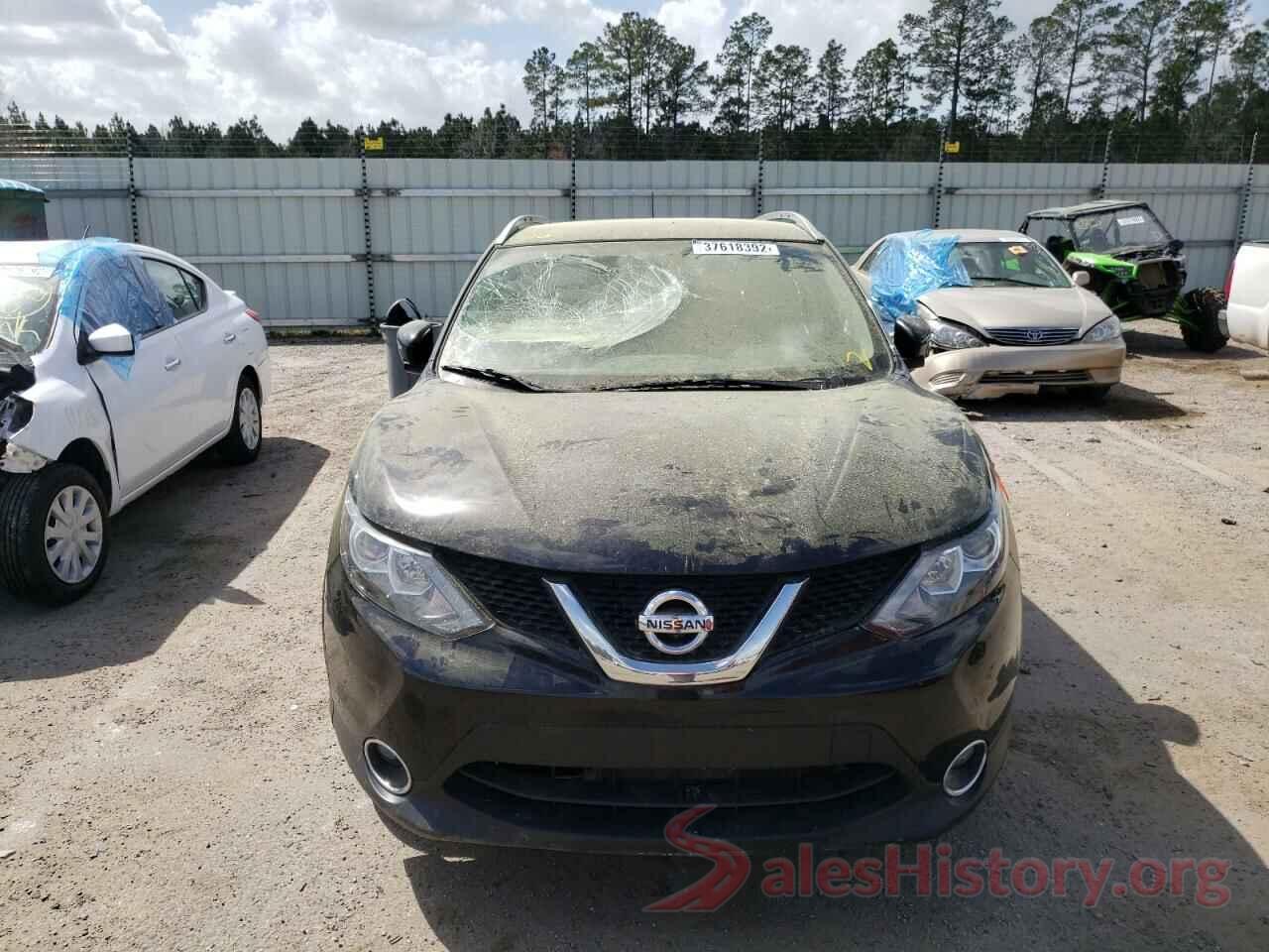 JN1BJ1CP4HW004729 2017 NISSAN ROGUE