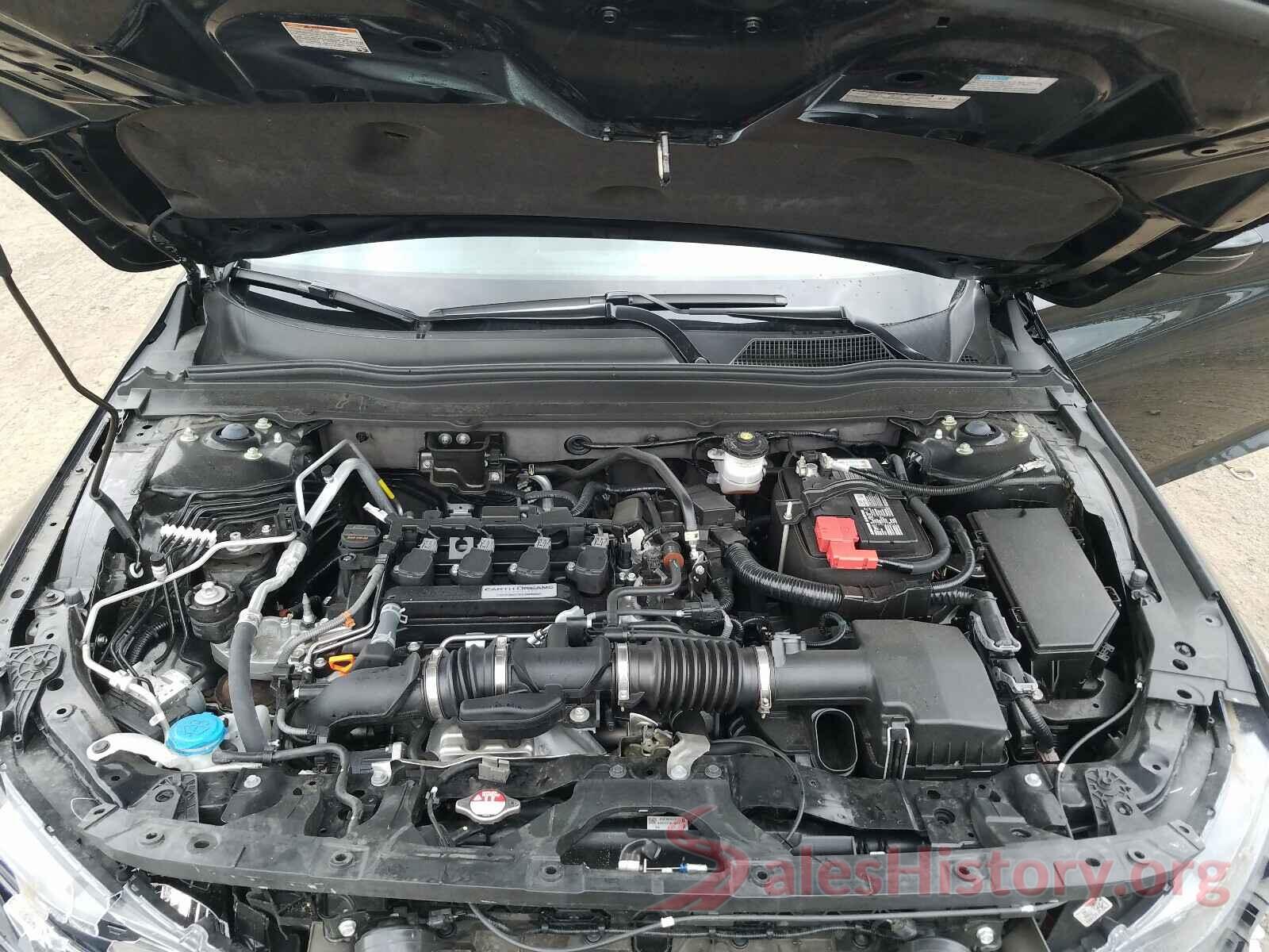 1HGCV1F52JA137445 2018 HONDA ACCORD