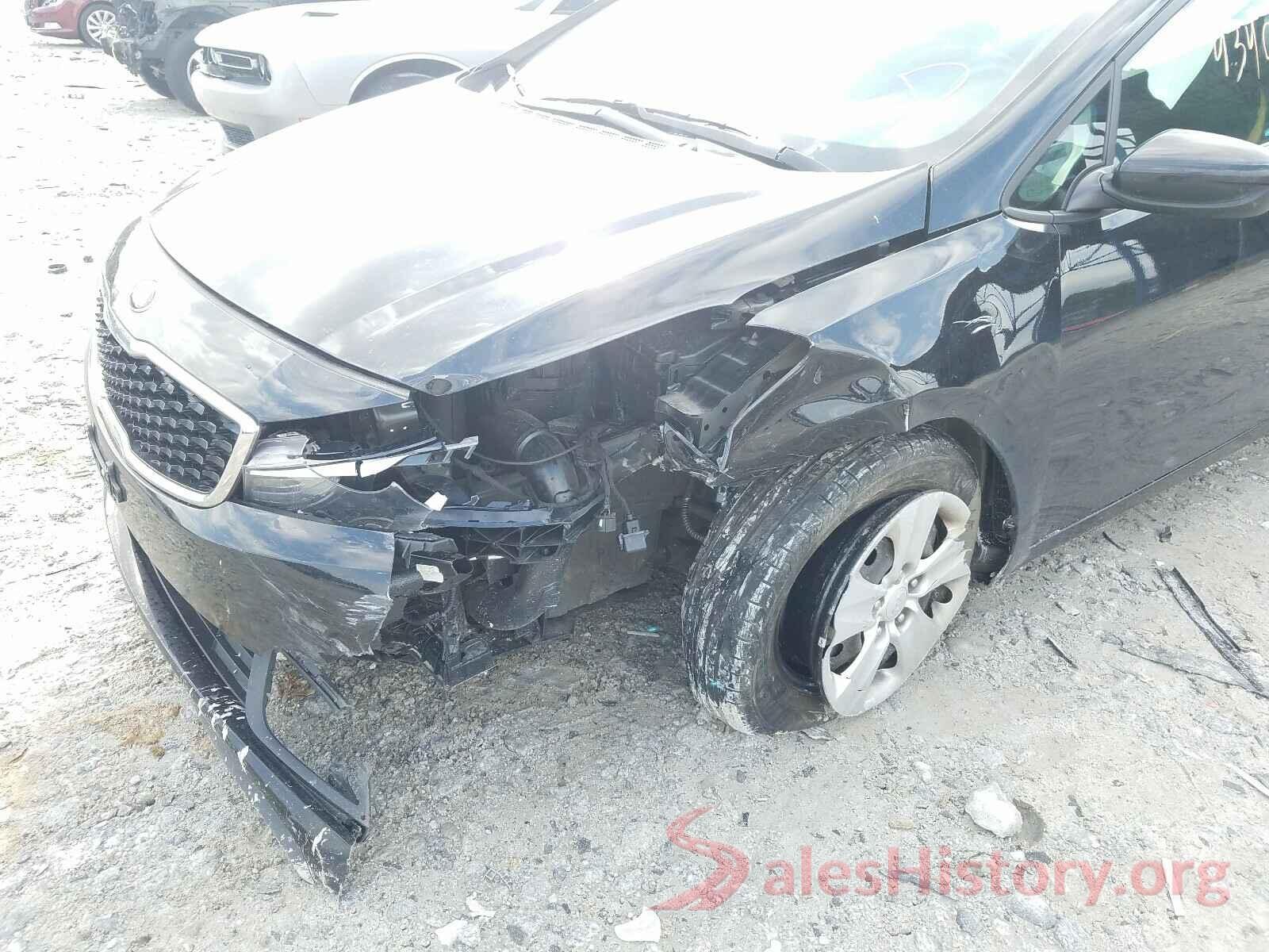 3KPFK4A75JE229435 2018 KIA FORTE