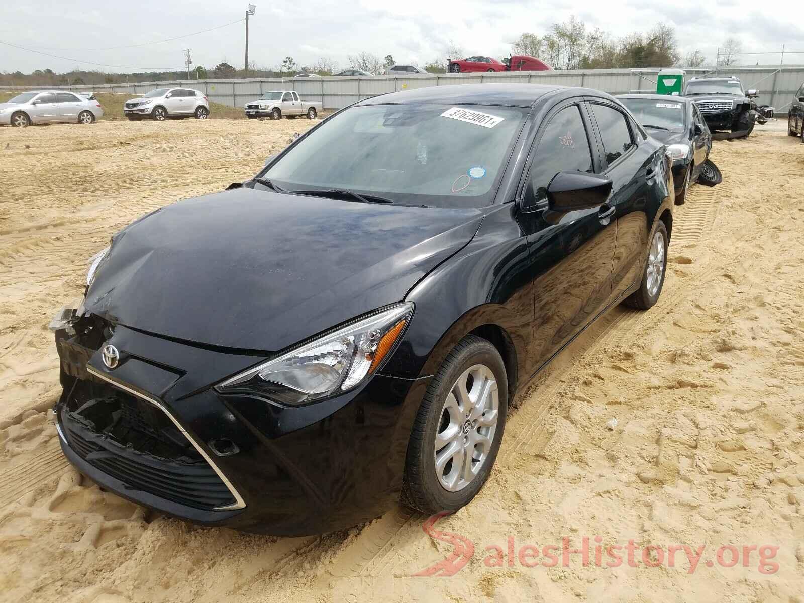 3MYDLBYV6HY174730 2017 TOYOTA YARIS