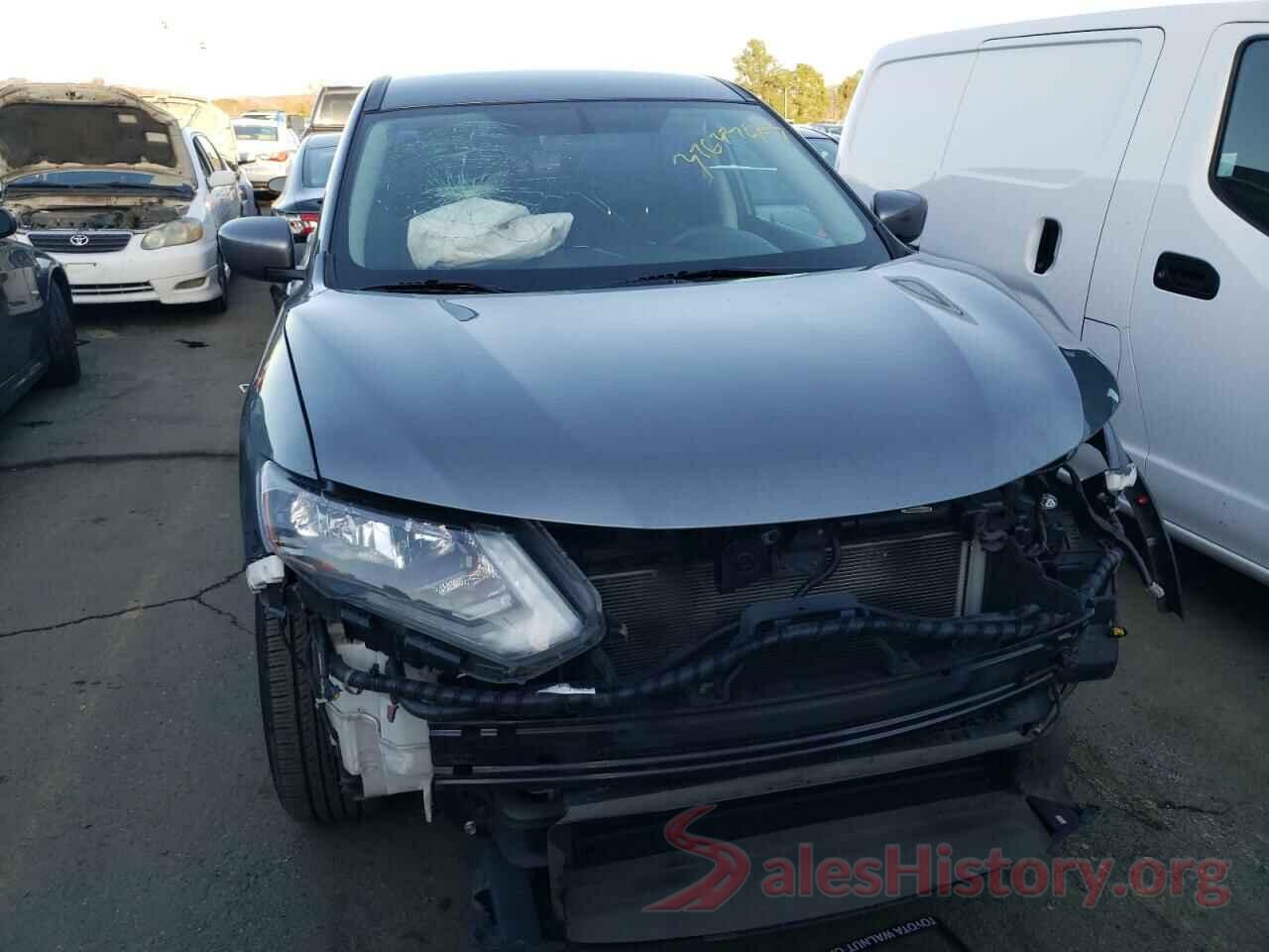 5N1AT2MVXHC798929 2017 NISSAN ROGUE