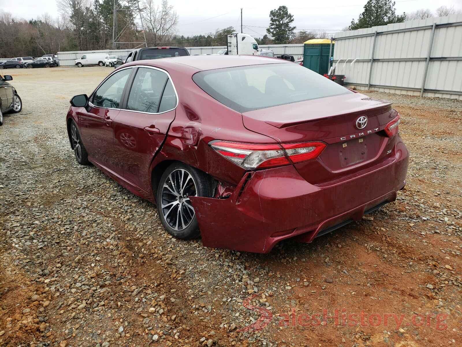 4T1B11HK2JU531496 2018 TOYOTA CAMRY