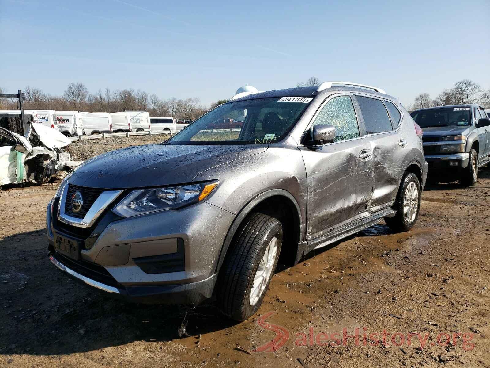 KNMAT2MV0JP612706 2018 NISSAN ROGUE